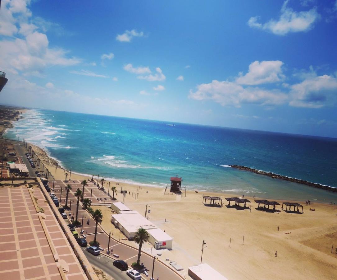Luxurious Beach Apartment Haifa Exteriör bild