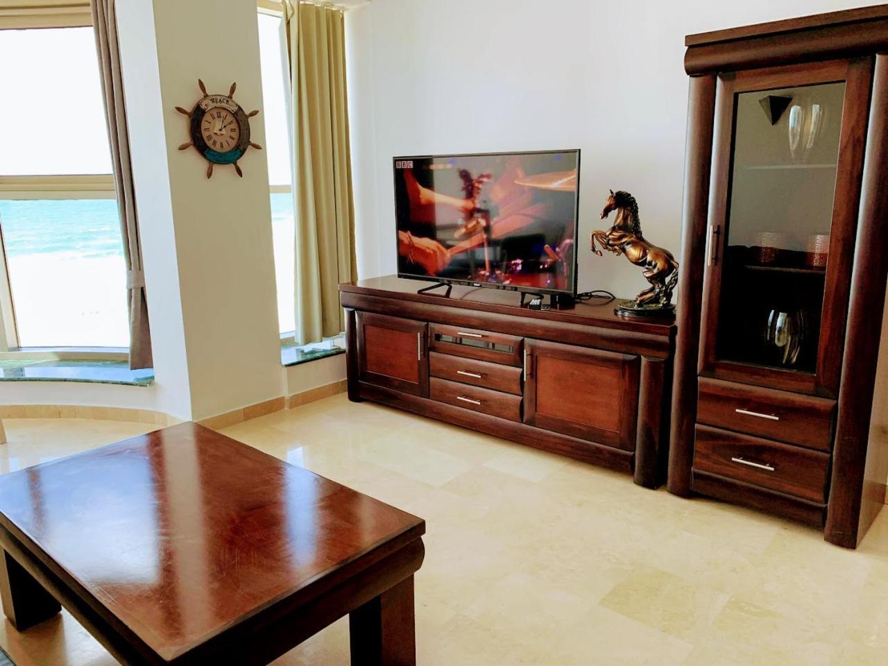 Luxurious Beach Apartment Haifa Exteriör bild